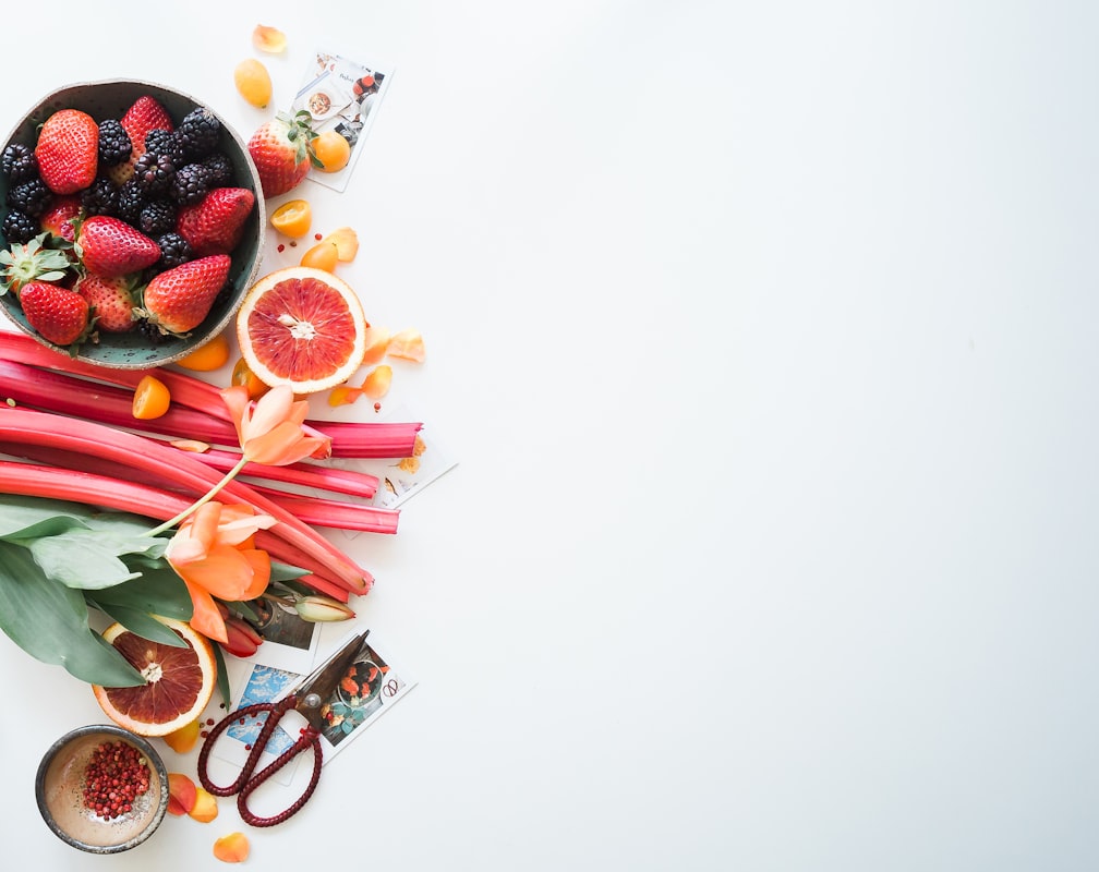 Professional nutrition consultant in consultation